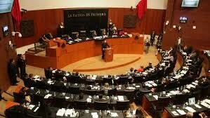 Emisión de votos en Cámara de Senadores.