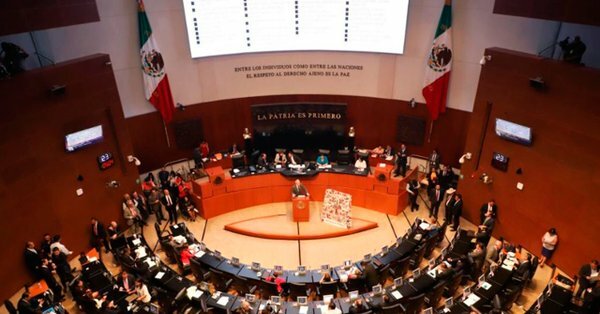 Se presenta ante el Pleno de la Cámara de Diputados un proyecto de  decreto que reforma el artículo 73 de la Constitución