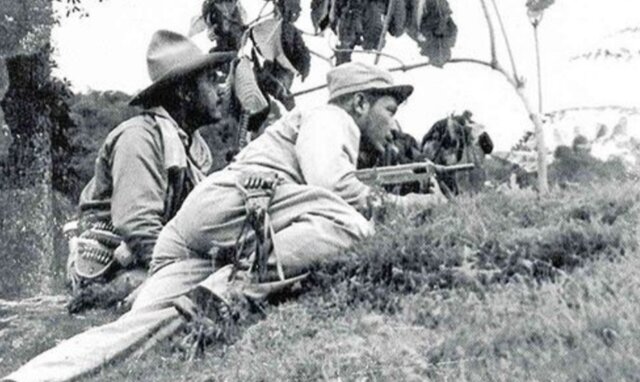 Se funda el grupo guerrillero de las FARC