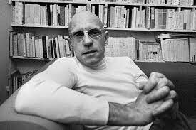 Nacimiento de Michel Foucault