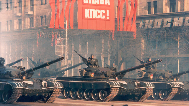 FIN DE LA UNIÓN SOVIETICA  1985