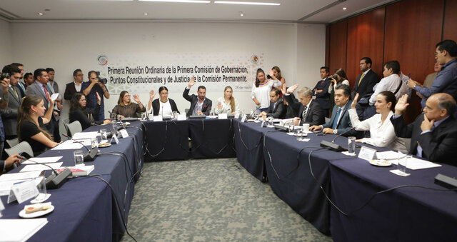 Dictamen de la Comisión de Puntos Constitucionales del Senado de la República