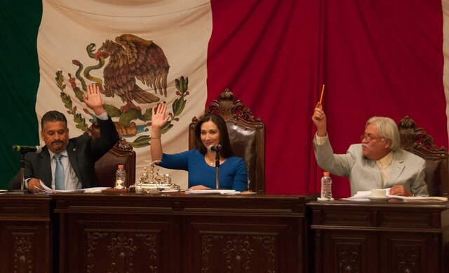 Aprobación en la mayoría de las legislaturas