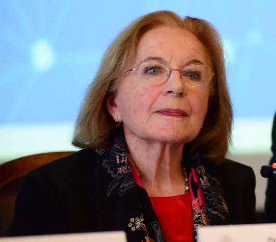 FÍSICA MEXICANA: Ana María Cetto