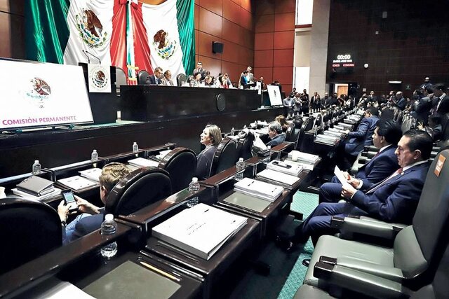 Se dota de facultades al Congreso Federal para que legisle en materia de protección de datos en posesión de los particulares