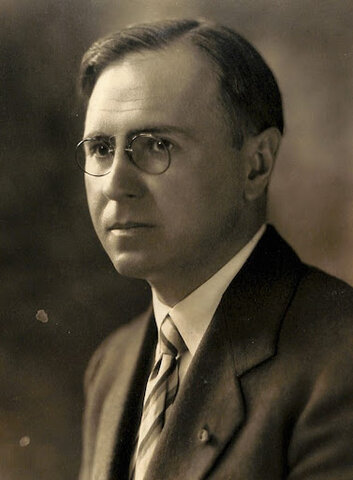 Calvin Goddard examined the bullet casings from he Valentines Day massacre.