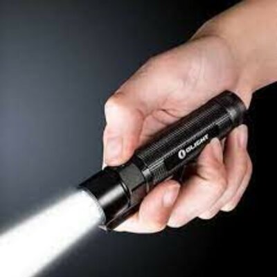 Timeline: De Cristian Camilo Escobar Martinez 801 Historia de la Linterna