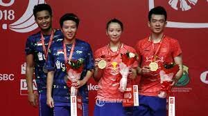 BADMINTON Dobles mixtos