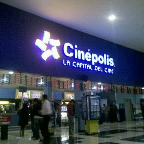 Comienzo a trabajar en Cinépolis