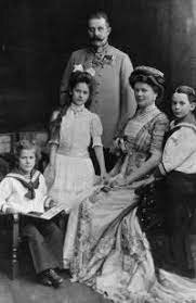 1915