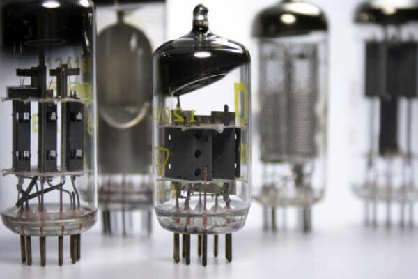 Surgimiento del Transistor.