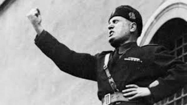 Benito Mussolini alcanzó el poder