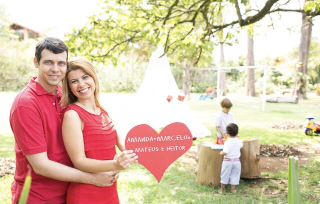 A família parecia completa…