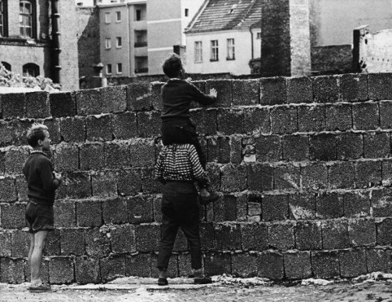 Construcción del Muro de Berlín