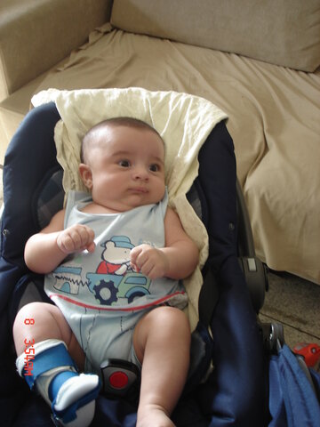 Agora já de botinha e sem o gesso