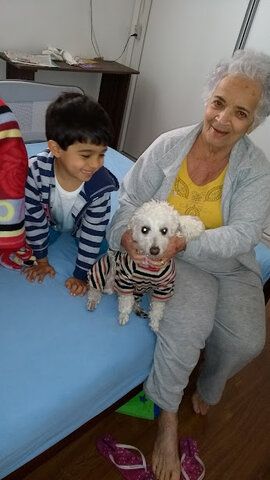 Eu minha vovó e meu cachorro jimi