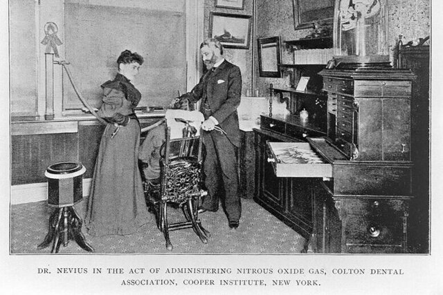 Primer motor a pedales