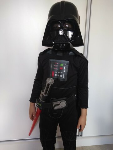 Eu com a fantasia do Darth Vader