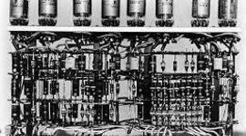 Timeline: Tubos y Tableros de Computación