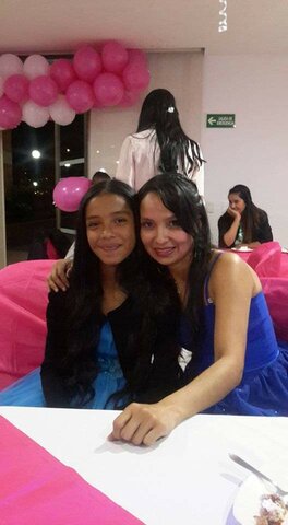 Fui a una fiesta con mi mama