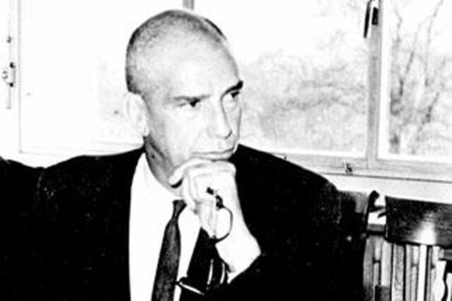 Chester Southam injects people with HeLa cells