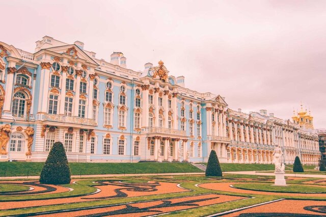 PRIMERA AGENCIA DE VIAJES EN RUSIA