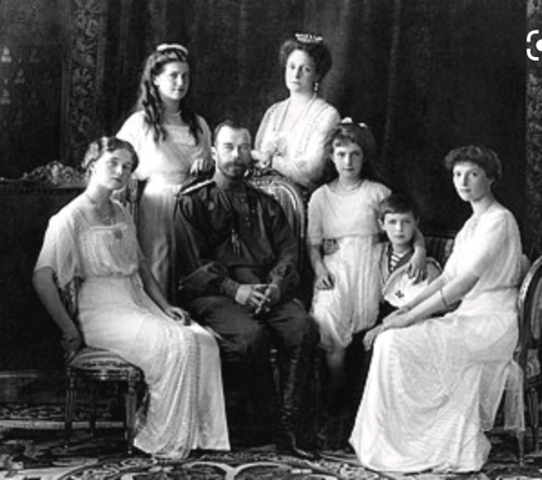 Muere Anastasia y la Familia Romanov