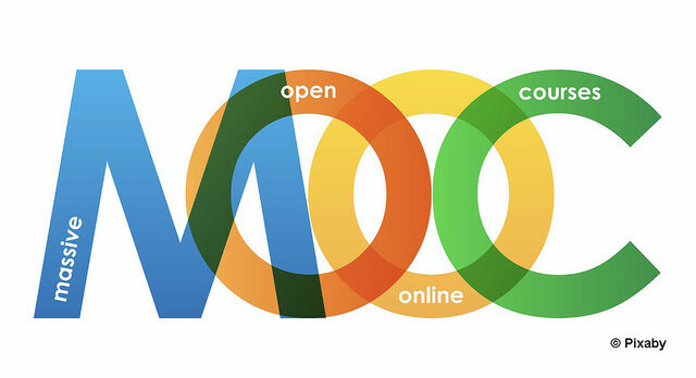 MOOC (Massive Open Online Course).
