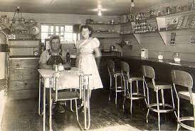 Very few public dining options