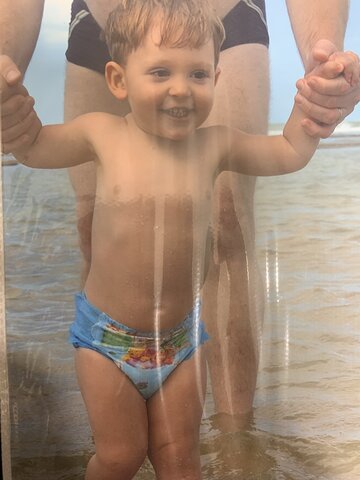 MINHA PRIMEIRA VEZ NA PRAIA