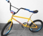 LA BICICLETA DE BMX REMPLAZO A LA STINGRAYS