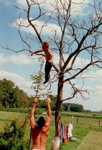Flying child discovered in Webberville