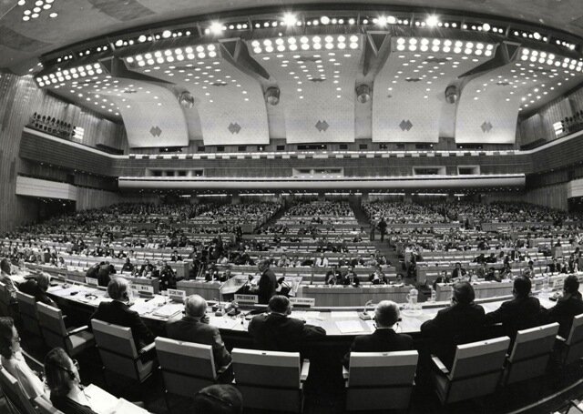 A Conferência Internacional sobre Cuidados Primários de Saúde, reunida em Alma-Ata