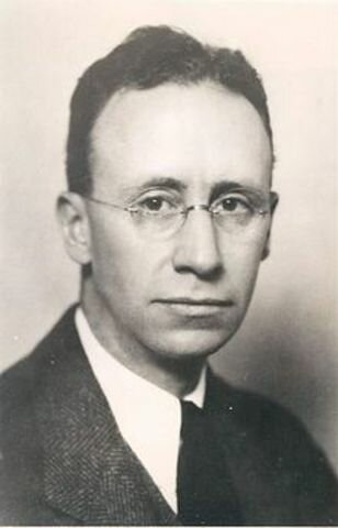 Luis A Allen
