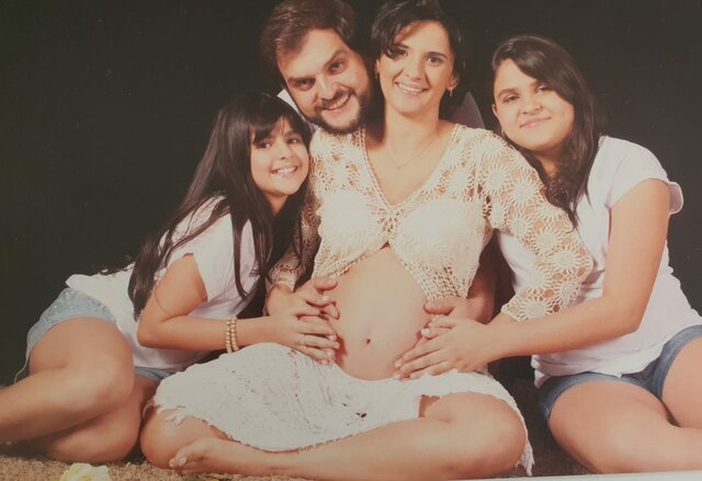 eu na barriga da mamãe
