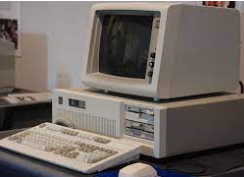 CUARTA GENERACIÓN DEL COMPUTADOR