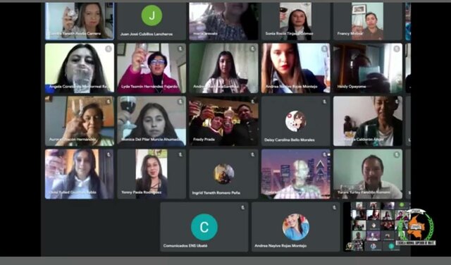 Maestra de taller de padres