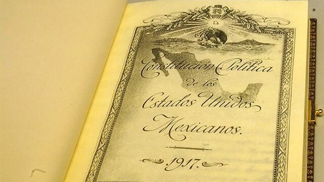 Se proclama la primera constitución de México