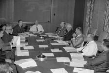 Se forman cuadros burocráticos