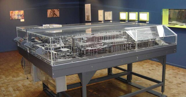 Primera CPU (Central Processing Unit)