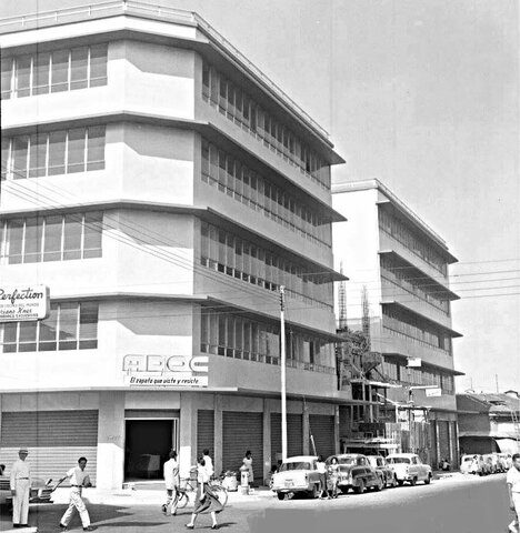 1982 Principios de Contabilidad en El Salvador