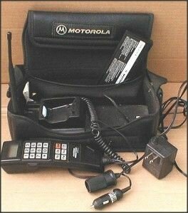 Motorola lanza un telefono para ser utilizado en coches