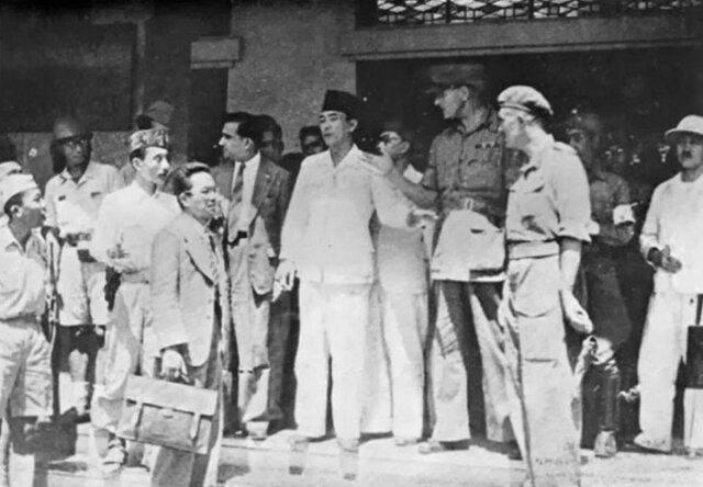 Soekarno di Desak Oleh Golongan Muda