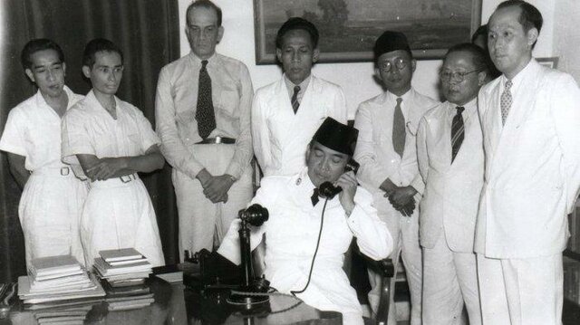 Membahas Tentang Perumusan Naskah Proklamasi Indonesia.