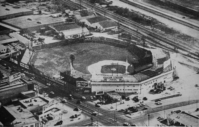 New Orleans "street car stadium"