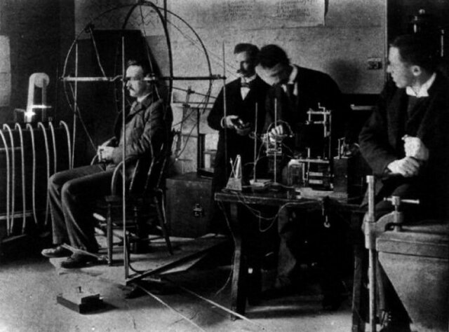 Nacimiento de la Psicología "Fundación del Primer Laboratorio de Psicología"