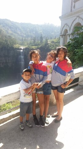 de paseo en el salto de Tequendama