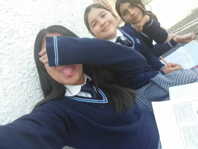 con mis mejores amigas