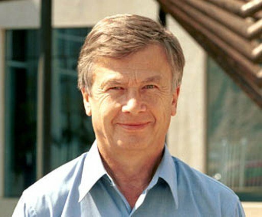 Las especificidades de la política en Lechner