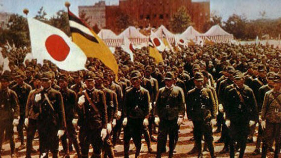 Japón continua su campaña de ocupación en China.